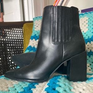 Vintage Black Leather Heeled Chelsea Boots Steve Madden 6.5